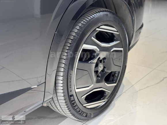 ŞEKERCİOĞLU AUTO"DAN 2025 E-5008 GT BOYASZ 7KOLTUK ISITMA OTONM