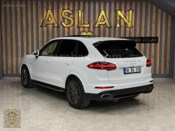 2017**PORCHE CAYENNE**PLATİNİUM EDİTİON**134.000km**HATASIZ