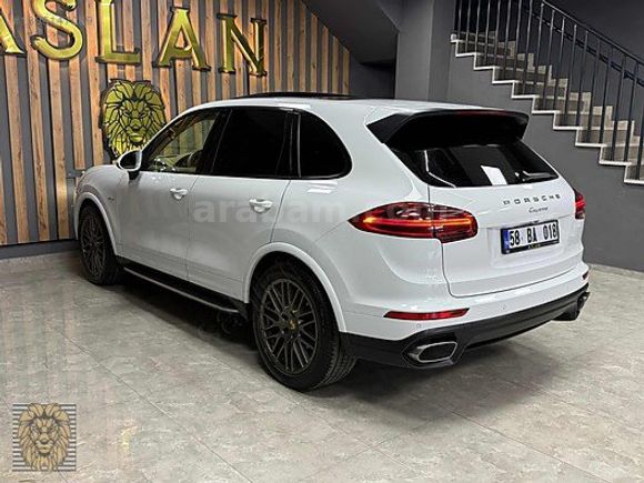 2017**PORCHE CAYENNE**PLATİNİUM EDİTİON**134.000km**HATASIZ