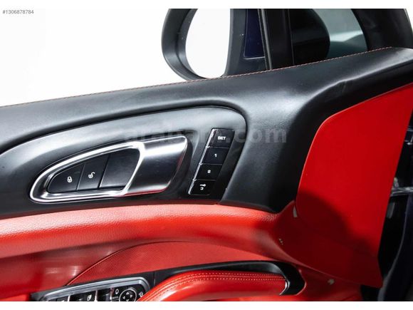 ÖMÜR AUTO'DAN 2012 PORSCHE CAYENNE 2022 FACELİFT YENİ GÖRÜNÜM