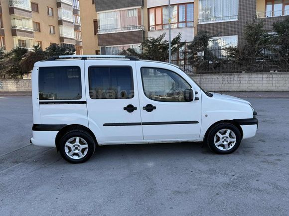 DEDE OTOMOTİVDEN 2004 MODEL HATASIZ 1.9 JTD DOBLO