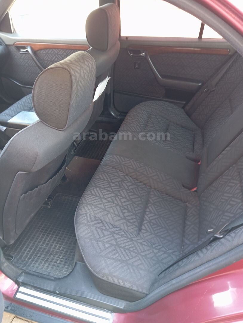 Sahibinden Mercedes - Benz C 200 Elegance 1995 Model Hatay 340.000 km Bordo 5