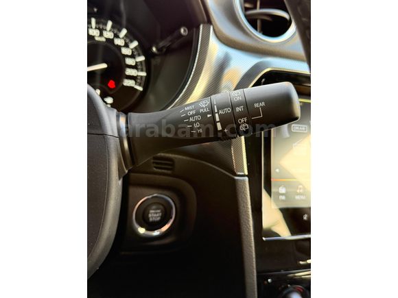 BOYASIZ 4X4 2025 SUZUKİ VİTARA 1.4 HYBRİD GLX PREMIUM ALL GRİP
