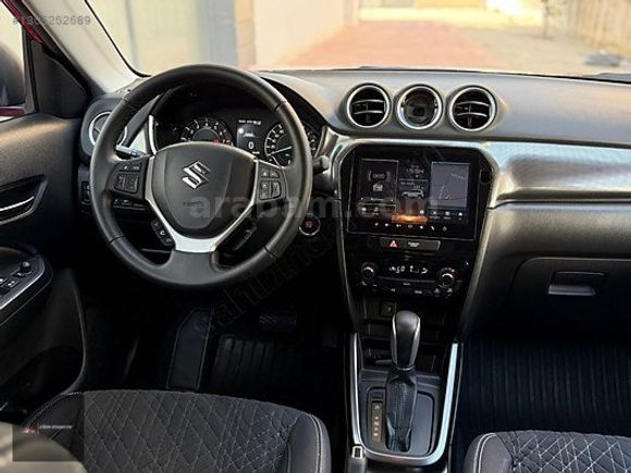 BOYASIZ 4X4 2025 SUZUKİ VİTARA 1.4 HYBRİD GLX PREMIUM ALL GRİP