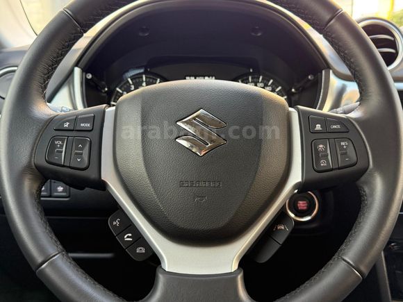 BOYASIZ 4X4 2025 SUZUKİ VİTARA 1.4 HYBRİD GLX PREMIUM ALL GRİP