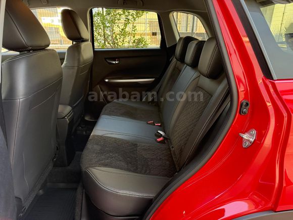 BOYASIZ 4X4 2025 SUZUKİ VİTARA 1.4 HYBRİD GLX PREMIUM ALL GRİP