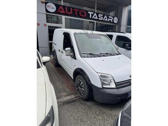 Auto TAŞAR'dan Ford Tourneo Connect1.8 TDCi ( TAKAS ) olur