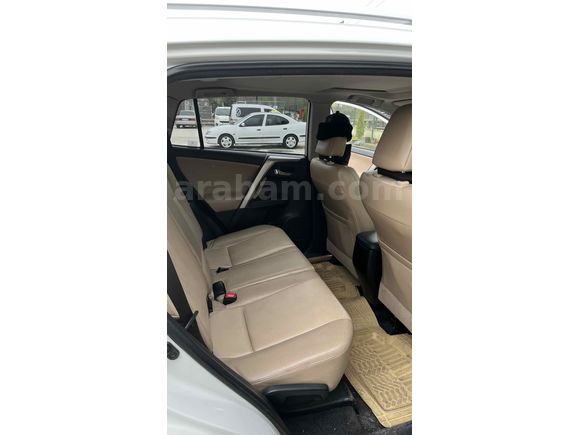 Sahibinden Toyota RAV4 2.0 Premium 2014 Model 