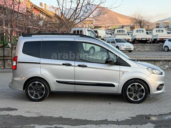 Hatasız Boyasız 2023 Model Courier 75Bin Km+Geri Görüş Kamera