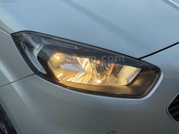 Hatasız Boyasız 2023 Model Courier 75Bin Km+Geri Görüş Kamera
