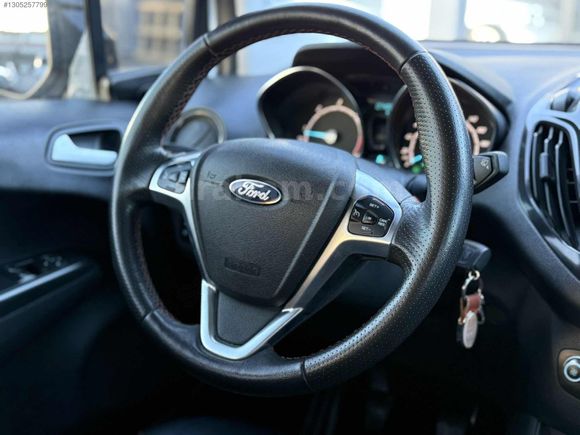 Hatasız Boyasız 2023 Model Courier 75Bin Km+Geri Görüş Kamera