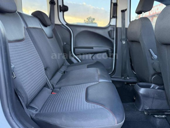 Hatasız Boyasız 2023 Model Courier 75Bin Km+Geri Görüş Kamera