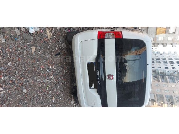 2023 model hatasız boyasız hasarsız ful orjinal km Orjinal 48 binde 95.lik dizel