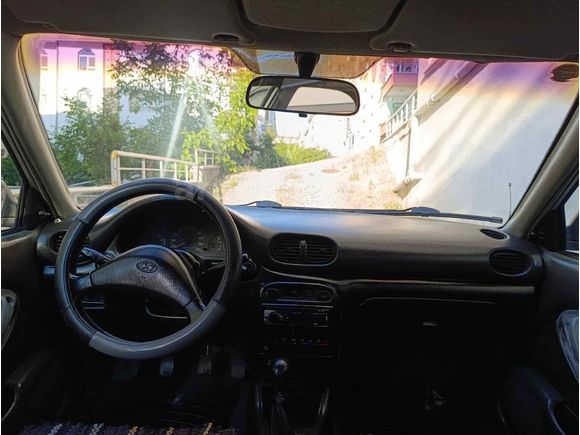 Sahibinden Hyundai Accent 1.5 1.5i GL 2000 Model Ankara