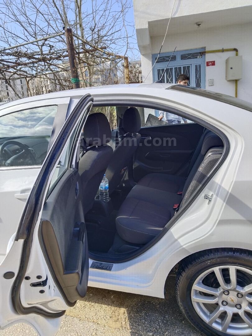 Sahibinden Chevrolet Aveo 1.4 LTZ 2012 Model Bursa 189.000 km Beyaz 4