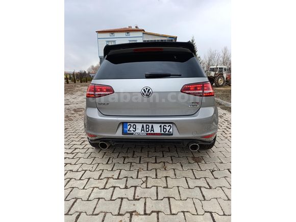 Sahibinden Volkswagen Golf 1.6 TDi BlueMotion Highline 2015 Model