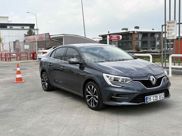 Sahibinden Renault Megane 1.3 TCe Touch 2023 Model 