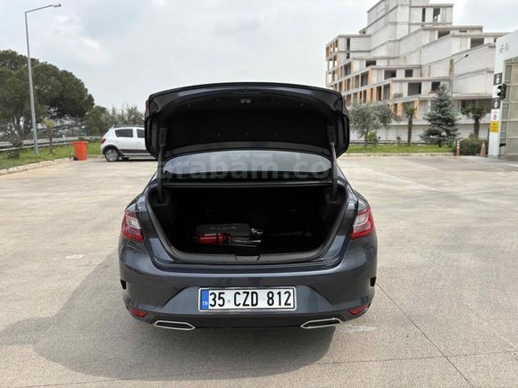 Sahibinden Renault Megane 1.3 TCe Touch 2023 Model 