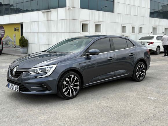 Sahibinden Renault Megane 1.3 TCe Touch 2023 Model 
