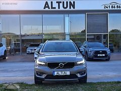2021 MODEL VOLVO XC40 1.5 T3 MOMENTUM PAKET 159.000 KM'de!