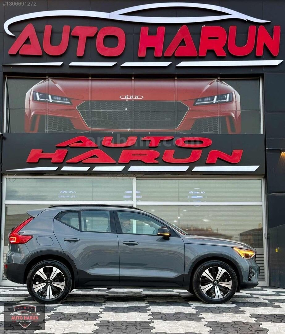 AUTO HARUN'DAN 2022 T5 RECHARGE VOLVO XC40 PLUS DARK HATASIZ! 3