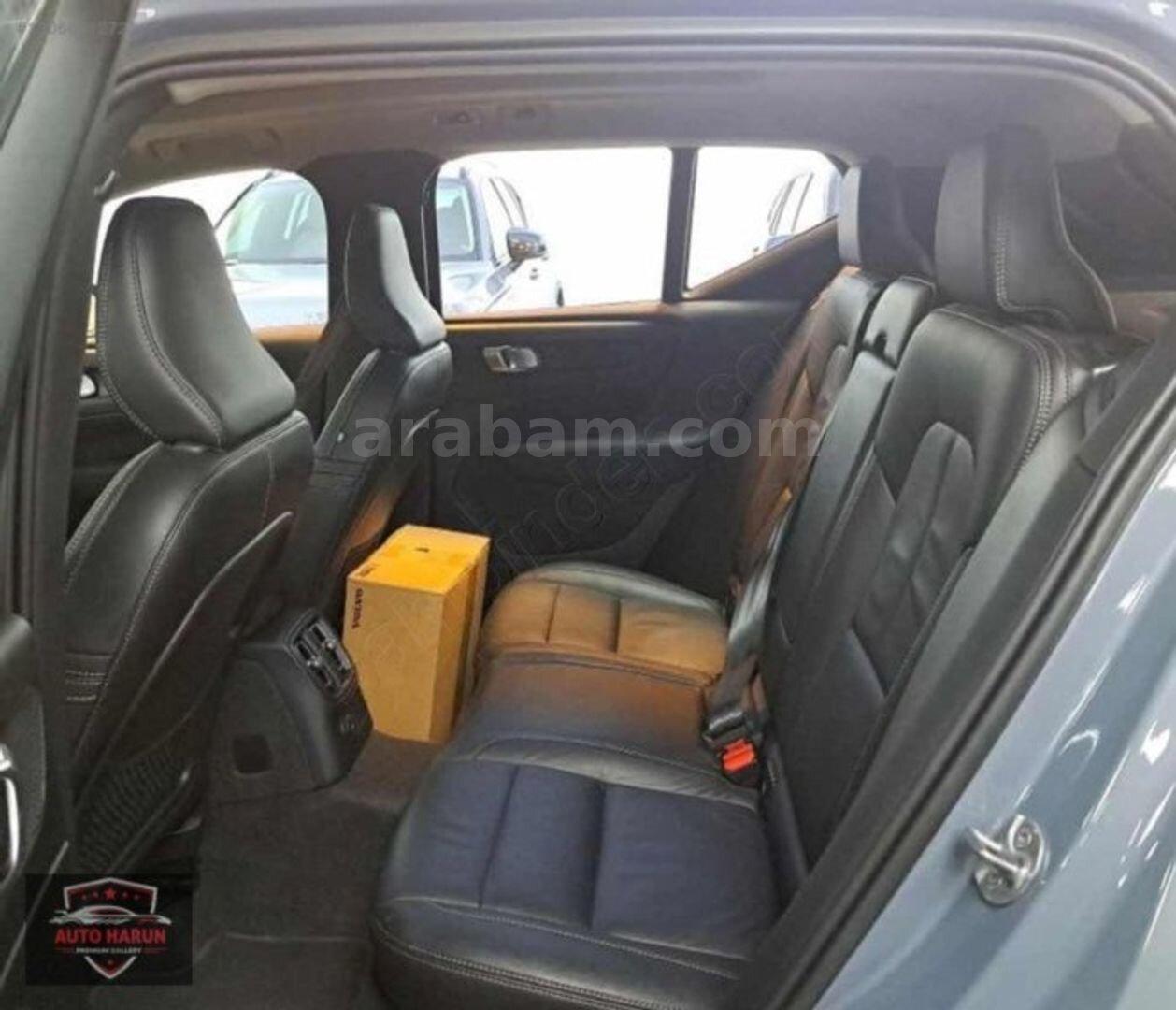AUTO HARUN'DAN 2022 T5 RECHARGE VOLVO XC40 PLUS DARK HATASIZ! 4