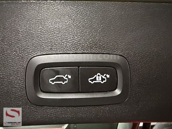 SONGURLAR 2024 XC40 DARK PLUS BOYASIZ %20 KDV Lİ KREDİ KARTLI