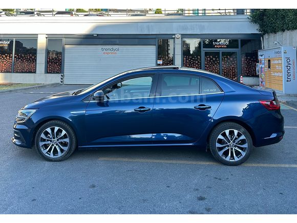 Sahibinden Renault Megane 1.3 TCe Icon 2023 Model 