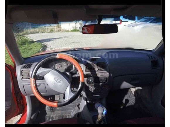 Sahibinden Hyundai Accent 1.3 LX 2001 Model 