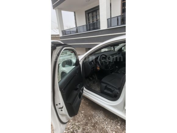 Sahibinden Skoda SuperB 1.6 TDI Active 2012 Model