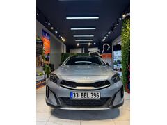 Sahibinden Kia XCeed 1.5 T-GDI Elegance 2025 Model