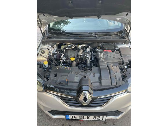 Sahibinden Renault Megane 1.5 Blue DCI Touch 2020 Model 