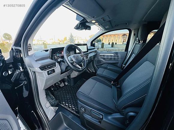2025 TRANSPORTER 2.0TDİ CAMLIVAN OTOMATİK VİTES HATASIZ BOYASIZ