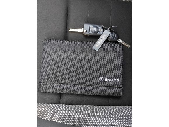 GALERİ BEYAZDAN 2017  1.0 TSI GreenTec Dynamic OTOMATİK HATASIZ 
