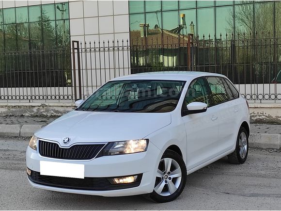 GALERİ BEYAZDAN 2017  1.0 TSI GreenTec Dynamic OTOMATİK HATASIZ 
