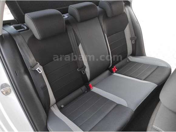 GALERİ BEYAZDAN 2017  1.0 TSI GreenTec Dynamic OTOMATİK HATASIZ 