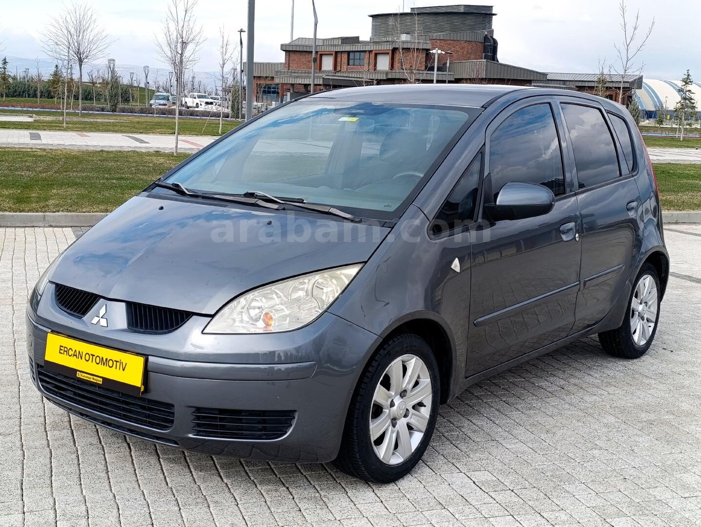 Galeriden Mitsubishi Colt 1.3 Invite 2008 Model Eskişehir 135.000 km Füme 4