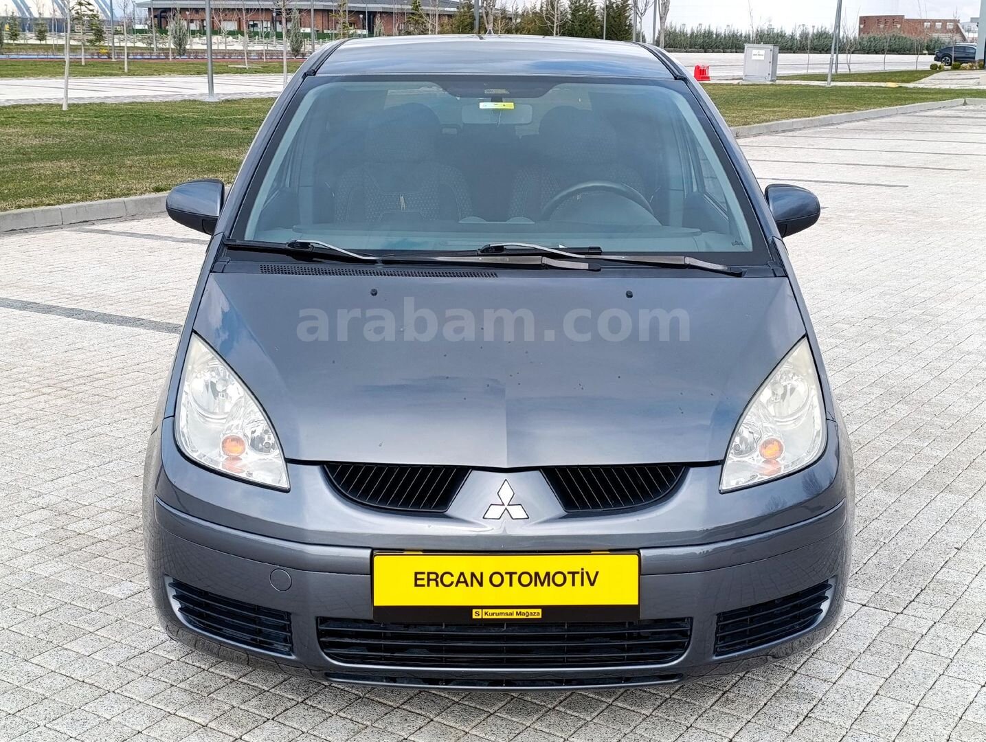 Galeriden Mitsubishi Colt 1.3 Invite 2008 Model Eskişehir 135.000 km Füme 1