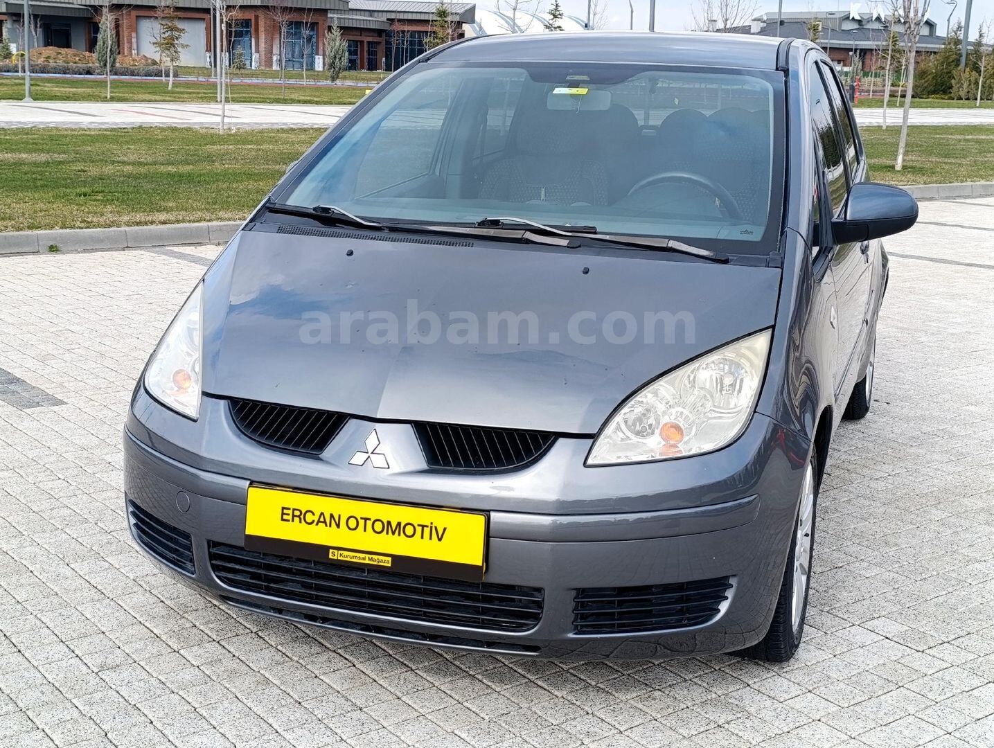 Galeriden Mitsubishi Colt 1.3 Invite 2008 Model Eskişehir 135.000 km Füme 3