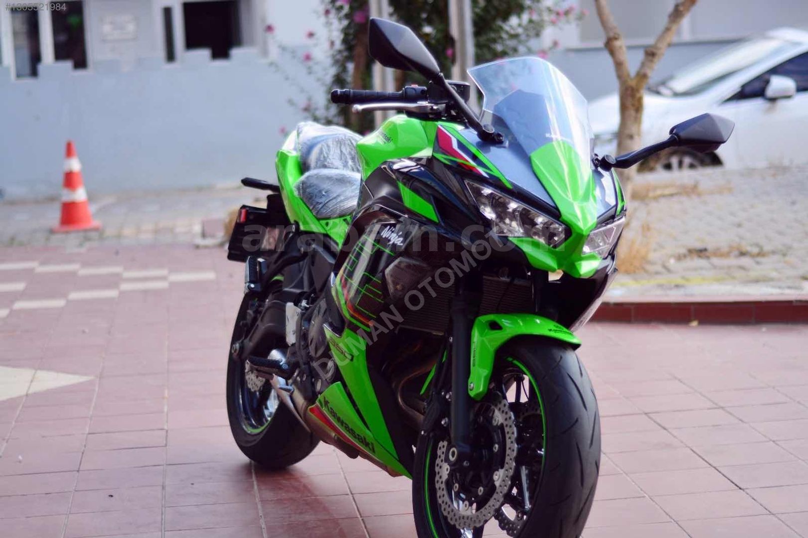 Galeriden Kawasaki Ninja 650 2023 Model Çanakkale 6.001 km Yeşil