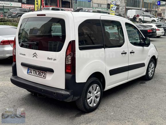 BERLİNGO 1.6 HDİ GERİ GÖRÜŞ KAMERASI CİFT SÜRGÜ ORJİNAL