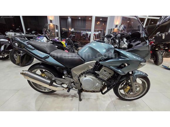 MOTOCAR KURUMSAL MAĞAZADAN DÜŞÜK KM'Lİ HONDA CBF1000