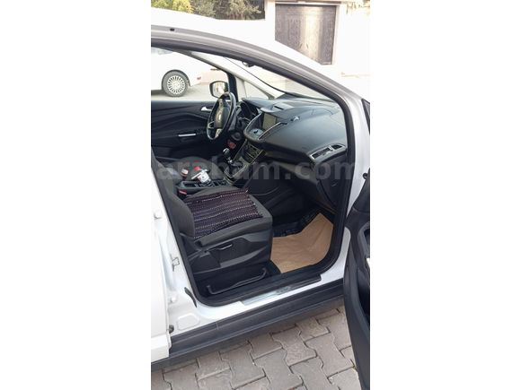 Sahibinden Ford C-Max 1.6 TDCi Titanium 2015 Model