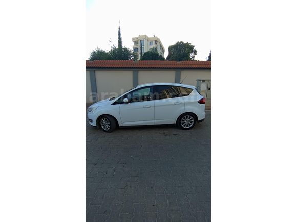 Sahibinden Ford C-Max 1.6 TDCi Titanium 2015 Model