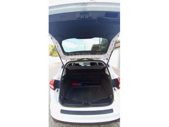 Sahibinden Ford C-Max 1.6 TDCi Titanium 2015 Model