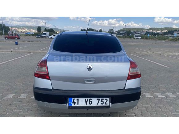 Sahibinden Renault Megane 1.5 dCi Authentique 2008 Model Bilecik 201.000 km Gri (Gümüş)