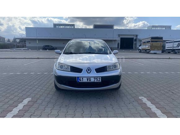 Sahibinden Renault Megane 1.5 dCi Authentique 2008 Model Bilecik 201.000 km Gri (Gümüş)