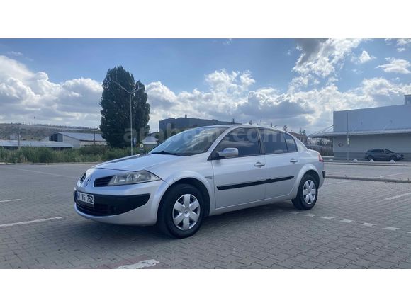 Sahibinden Renault Megane 1.5 dCi Authentique 2008 Model Bilecik 201.000 km Gri (Gümüş)