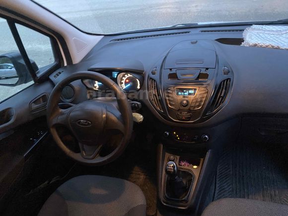 Sahibinden Ford Transit Courier 1.5 TDCi Trend 2022 Model 