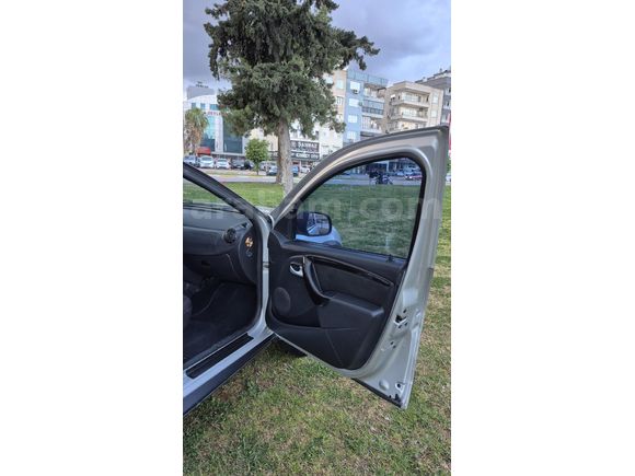 Sahibinden Dacia Duster 1.5 dCi Laureate 2011 Model